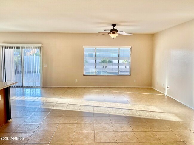 17456 W Ashley Dr Goodyear, AZ 85338 photo 3
