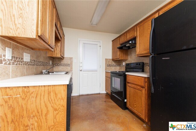 211 W Arlo Rd Harker Heights, TX 76548 photo 5