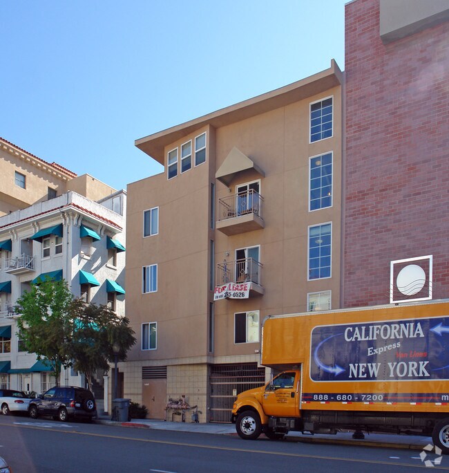 1525 Second Avenue, San Diego, CA 92101 photo 2