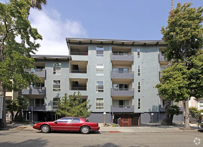 290 Lee St photo 2