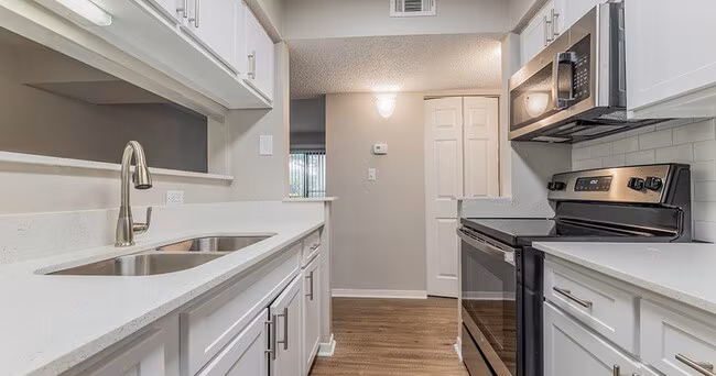 The Belmont Apartment Homes photo 4