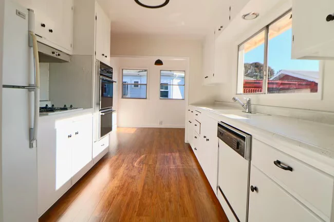 129 Oakes Blvd San Leandro, CA 94577 photo 4