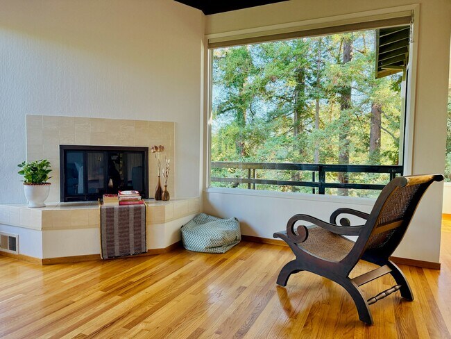 760 La Mesa Dr Menlo Park, CA 94028 photo 5