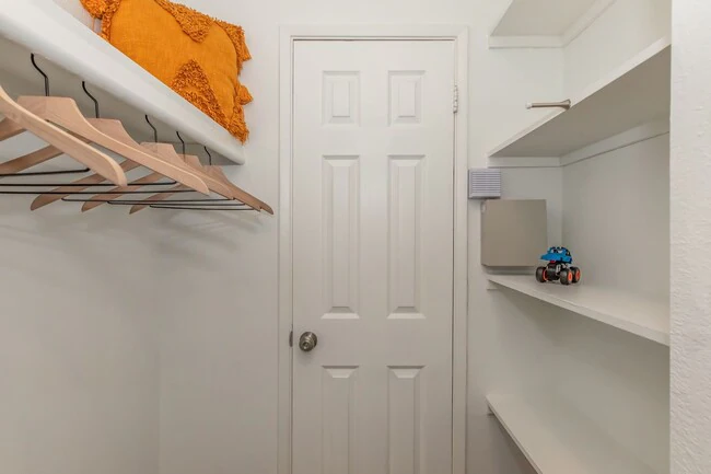Aqua Apartments photo 2