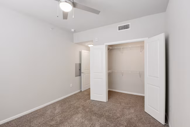 Edgewater photo 5