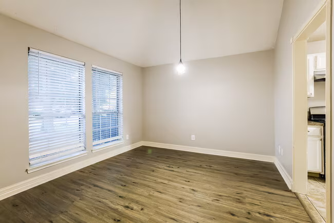18626 Droitwich Drive, Humble, TX 77346 photo 5