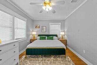2452 Union St San Diego, CA 92101 photo 2