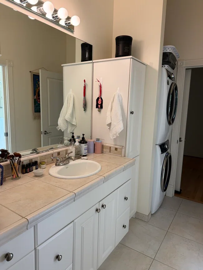 235 Union St Santa Cruz, CA 95060 photo 4