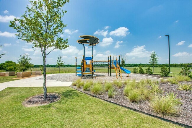 1224 Waggoner Dr Krugerville, TX 76227 photo 4