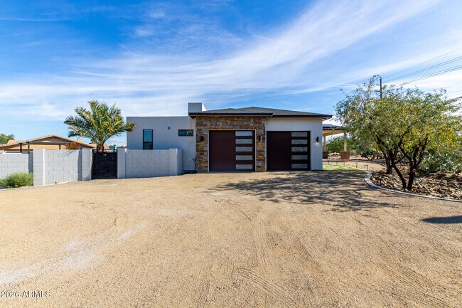 2311 N 58th St Scottsdale, AZ 85257 photo 4