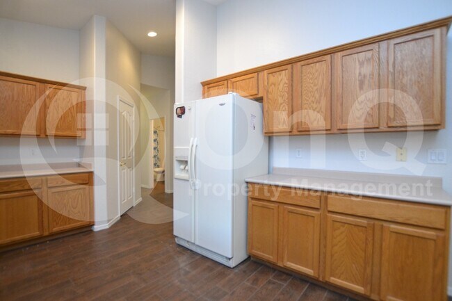 3176 East Kingbird Place, Chandler, AZ 85286 photo 4