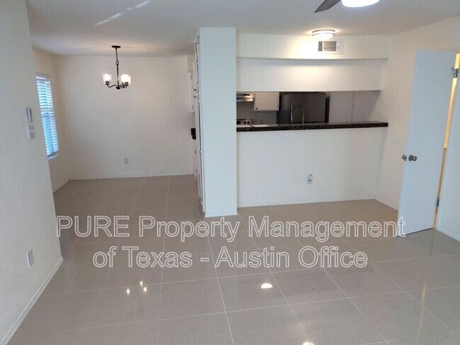 4413 Whispering Valley Dr Austin, TX 78759 photo 3