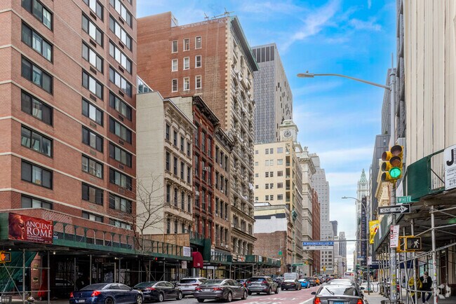 Broadway-Franklin Building photo 5