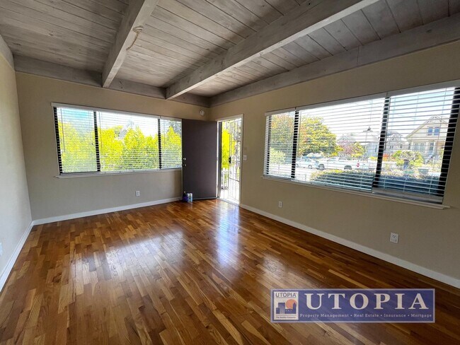 416 Ocean View Ave Santa Cruz, CA 95062 photo 4