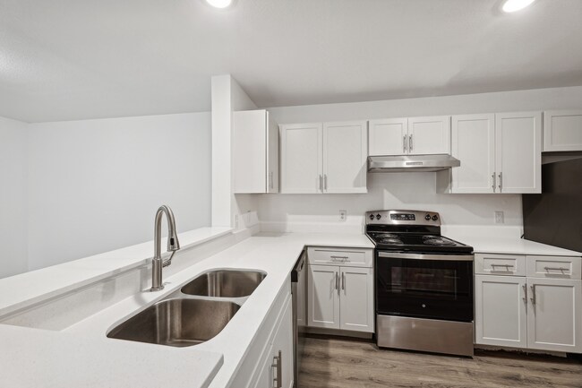 Eagles Landing photo 3