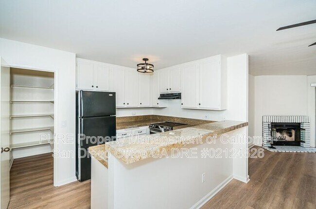 7704 Caminito Tingo Carlsbad, CA 92009 photo 3