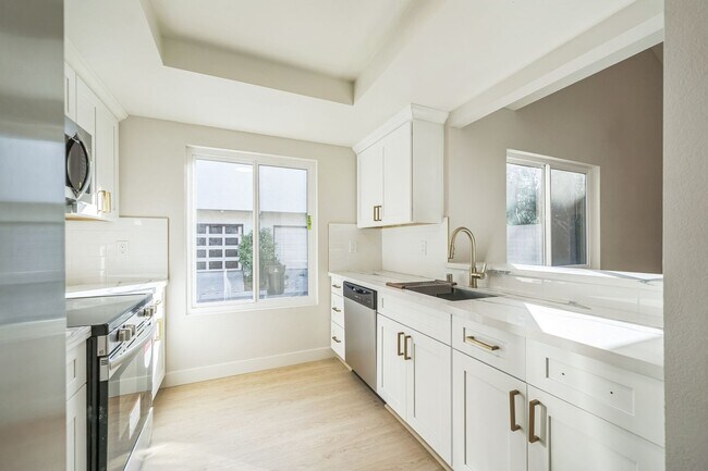 Charming 2BR House in Fremont photo 5