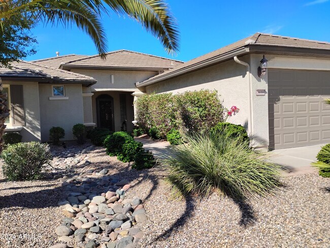 3658 N PRINCETON Court photo 5