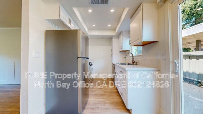 1620 Herbert St Santa Rosa, CA 95401 photo 5