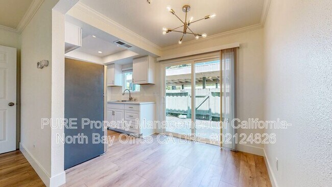 1620 Herbert St Santa Rosa, CA 95401 photo 4