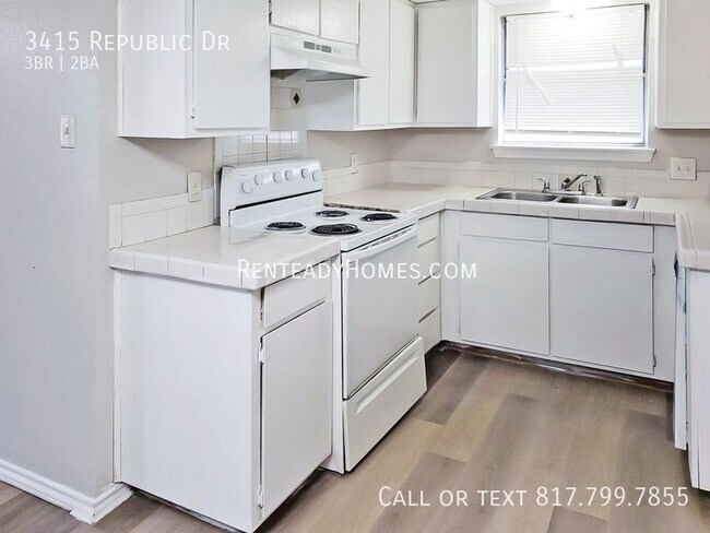 3415 Republic Dr Forest Hill, TX 76140 photo 5