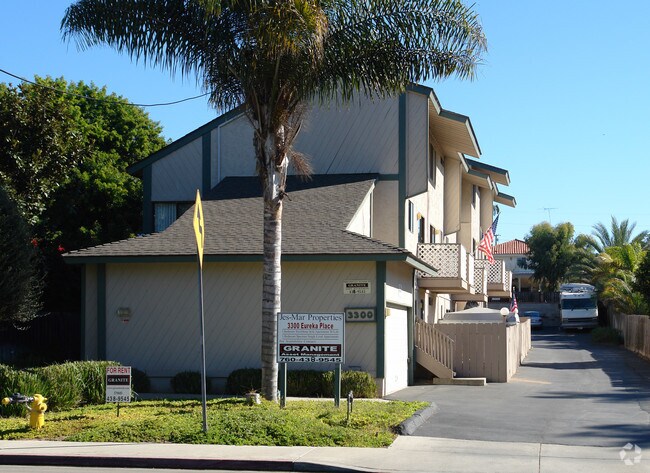 3300 Eureka Place 1 - 8 photo 2