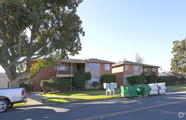 Stokes Street Apartments photo 2