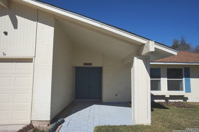 6611 Woodford San Antonio, TX 78239 photo 2