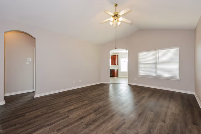 9328 Rhoni Court, Fort Worth, TX 76140 photo 4
