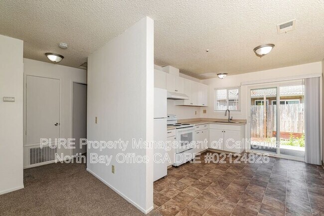 1603 Corby Ave Santa Rosa, CA 95407 photo 3