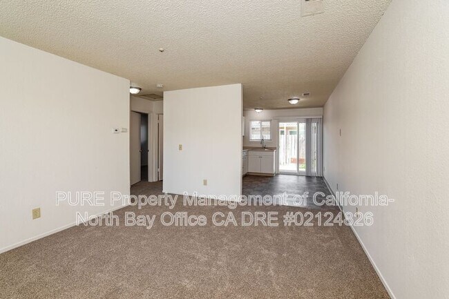 1603 Corby Ave Santa Rosa, CA 95407 photo 2