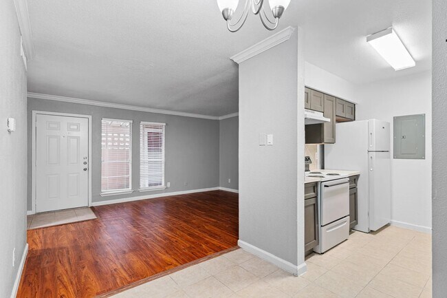 12701 Leader Street, Houston, TX 77072 photo 5