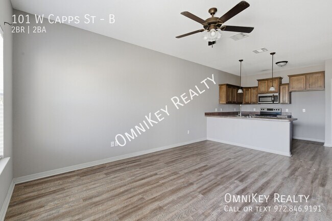 101 Capps St Rio Vista, TX 76093 photo 3