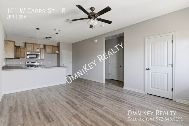 101 Capps St Rio Vista, TX 76093 photo 2