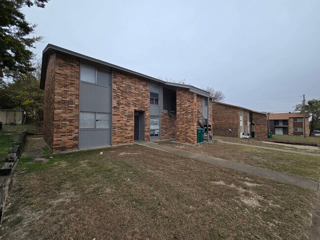 1305 Indian Trail Harker Heights, TX 76548 photo 2