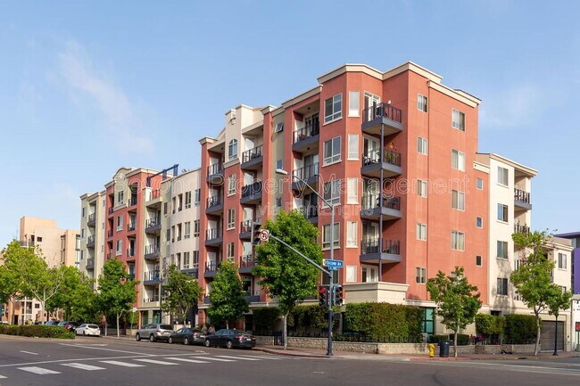 235 Market St San Diego, CA 92101 photo 2