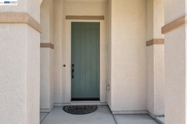 230 Steven Bridges Ln Tracy, CA 95377 photo 5