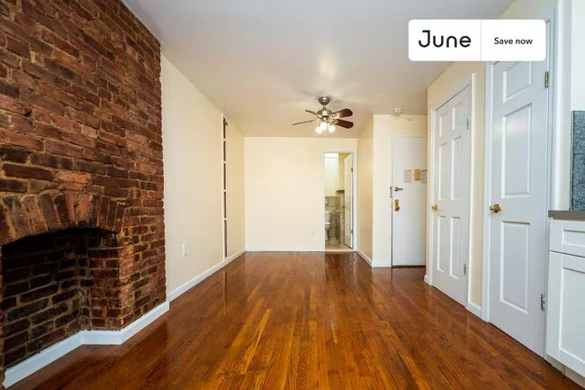 1365 1st Avenue photo 4