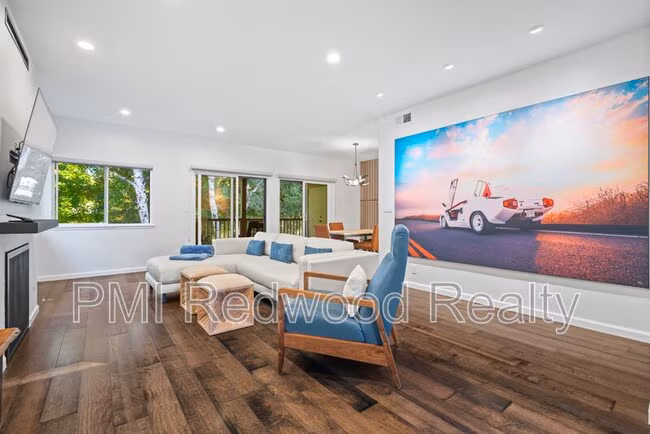 50 Horgan Ave Redwood City, CA 94061 photo 3