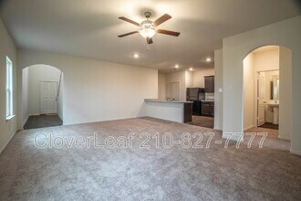 772 Shoal Crk New Braunfels, TX 78132 photo 5