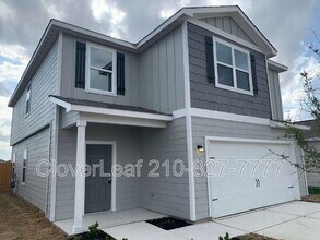 772 Shoal Crk New Braunfels, TX 78132 photo 3
