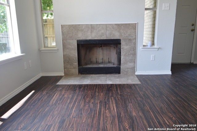 7536 Oak Chase San Antonio, TX 78239 photo 3