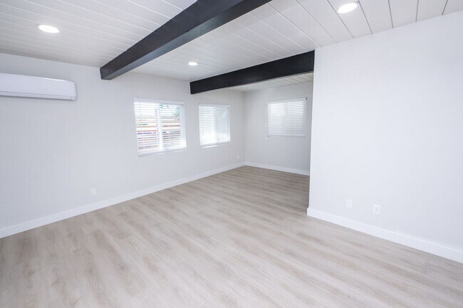 2813-15 46th St San Diego, CA 92105 photo 2