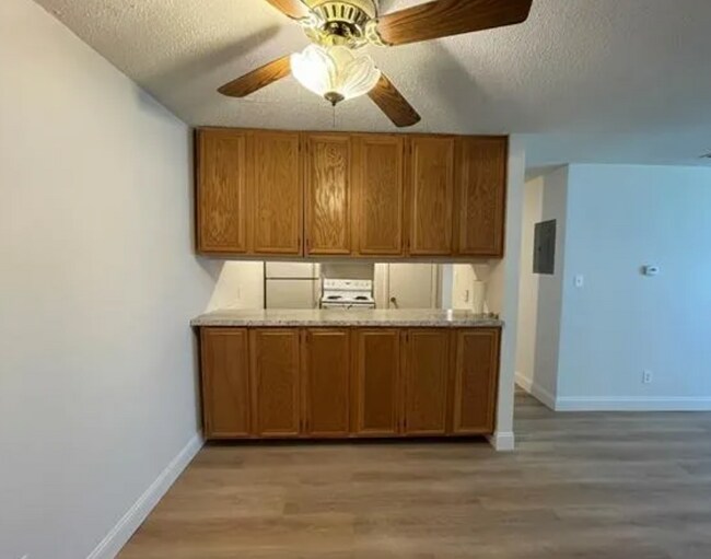 2200 E Trinity Mls Rd Carrollton, TX 75006 photo 4