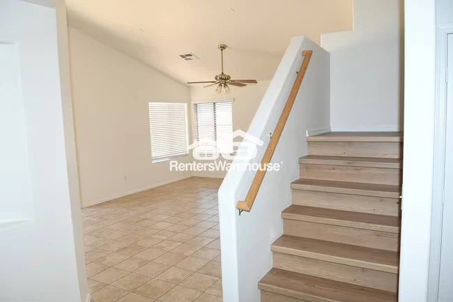 10426 W Oregon Ave Glendale, AZ 85307 photo 2