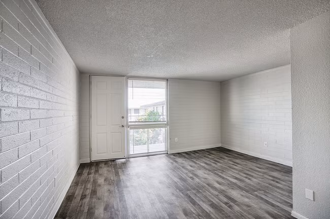 Mark at 87 Apartments photo 3