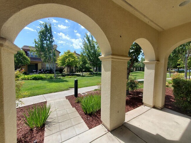 28563 Starboard Lane, Hayward, CA 94545 photo 3