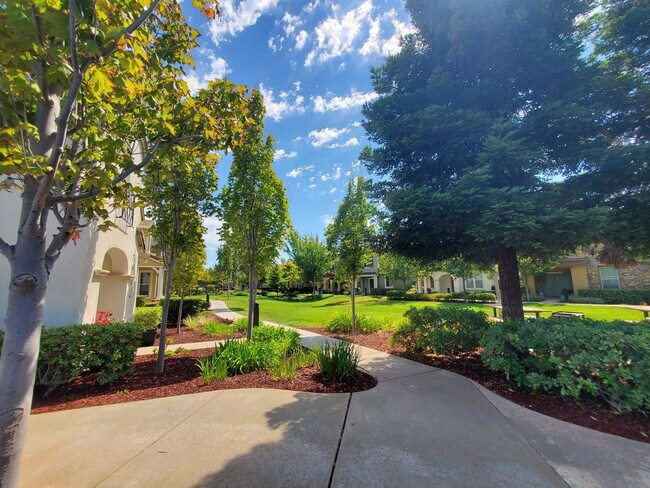 28563 Starboard Lane, Hayward, CA 94545 photo 4