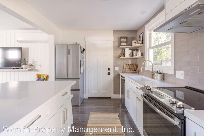 117 Dewitt Ave Napa, CA 94558 photo 4