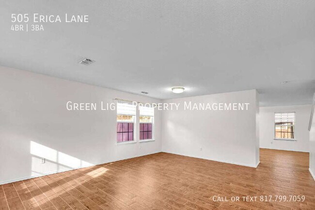 505 Erica Ln Euless, TX 76039 photo 3